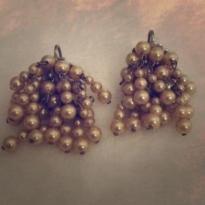👑Vintage Dainty gold pearl earrings